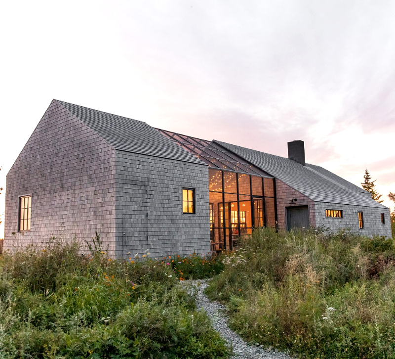 Baie vitr�e + tuiles de c�dre = le bon mix