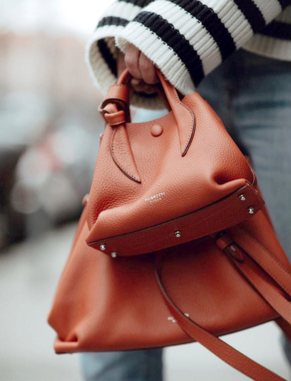 Pour ou contre le duo de sacs � main ?