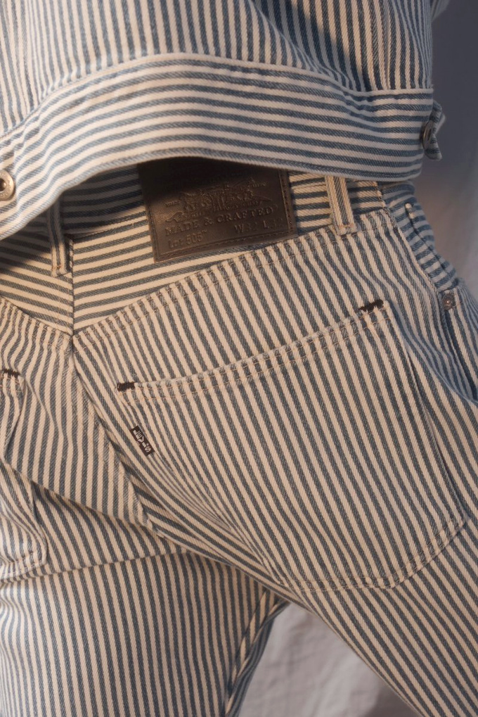 Wanted : un jean � rayures Oshkosh !