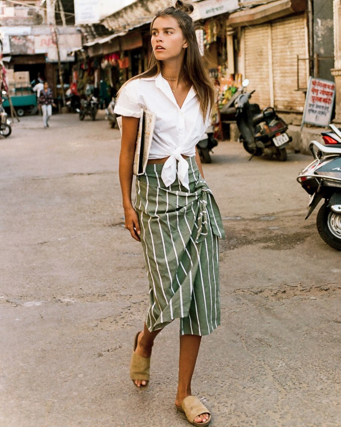 M�lant f�minit� et d�contraction, ce look a tout bon !