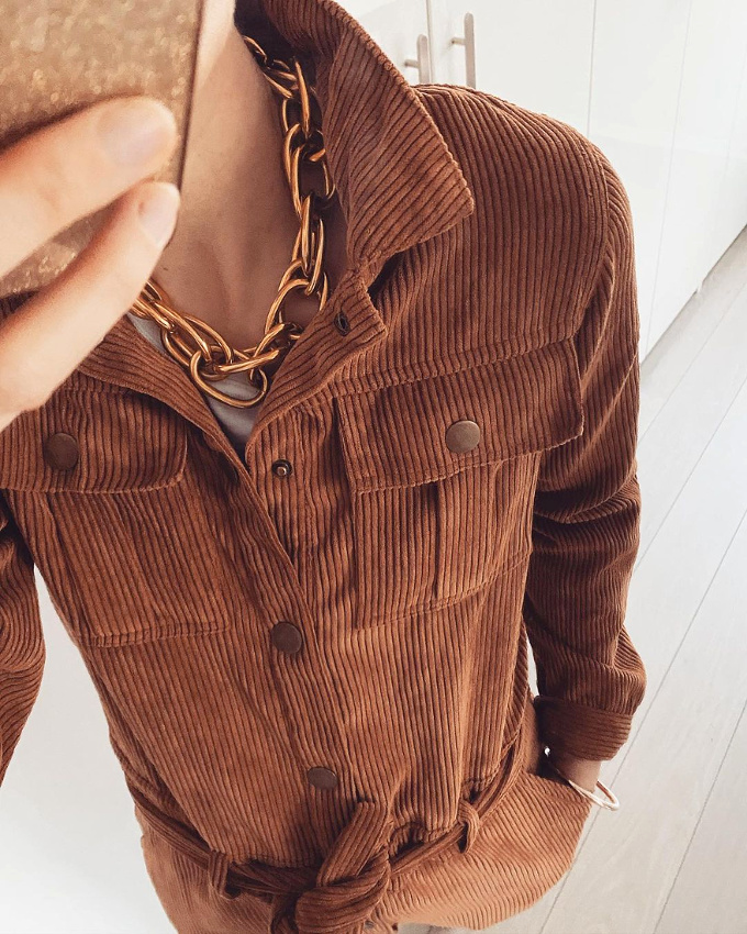 Wanted : une combi en velours chocolat !