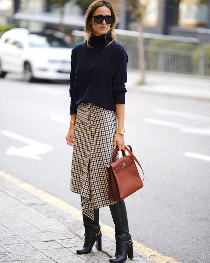 Faussement classique, ce look ne manque pas d'allure !