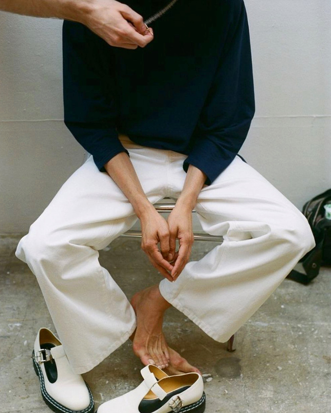 Wanted : un pantalon blanc large 7/8 !