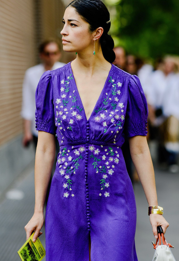 Mettre la main sur le violet parfait...