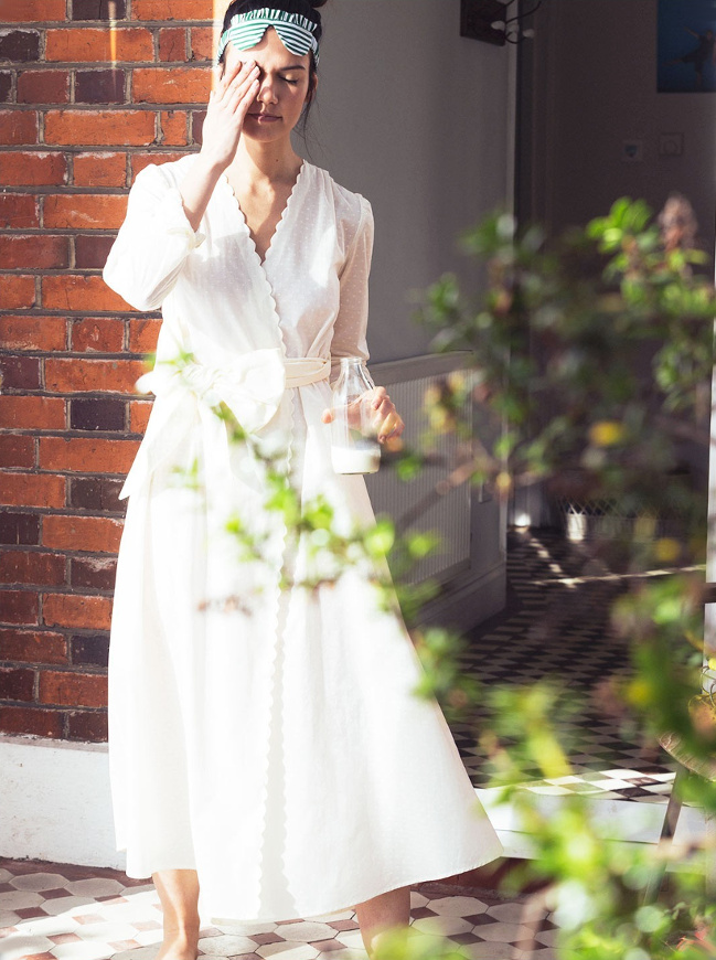 Wanted : un d�shabill� � la fois chic et nonchalant � enfiler lors des longues matin�es de vacances