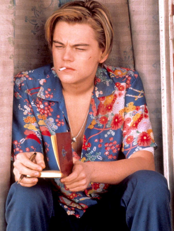 On piquerait bien � Leonardo DiCaprio sa chemise fleurie !