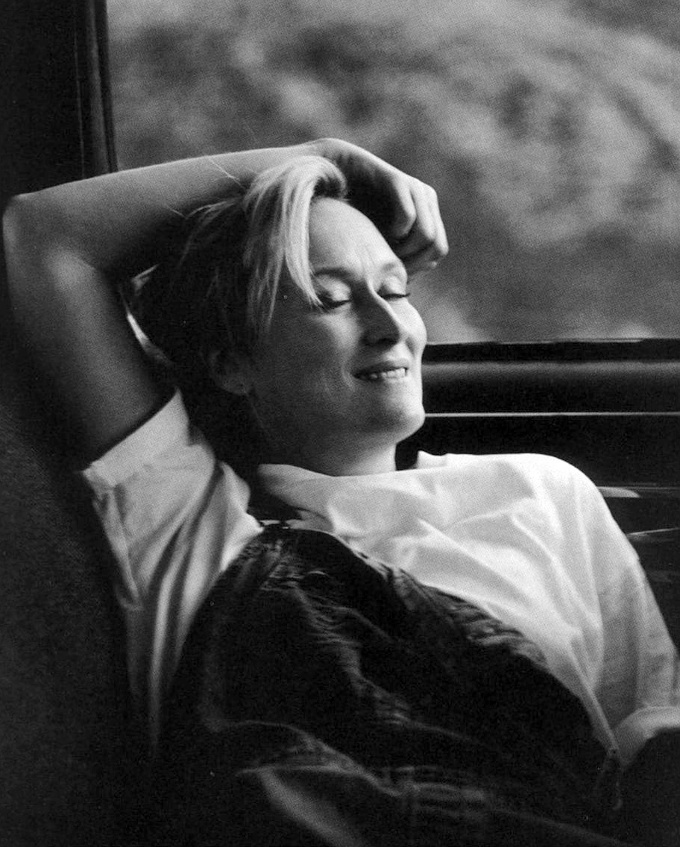 Quand la gestuelle, l'aura et la beaut� transcendent le v�tement...