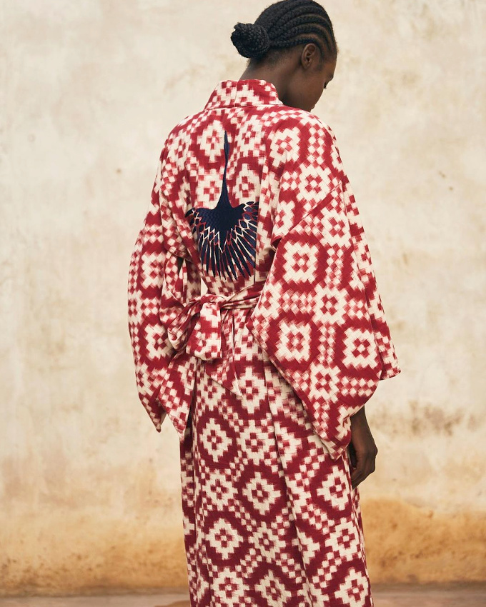 Wanted : un kimono de caract�re � porter en ext�rieur !