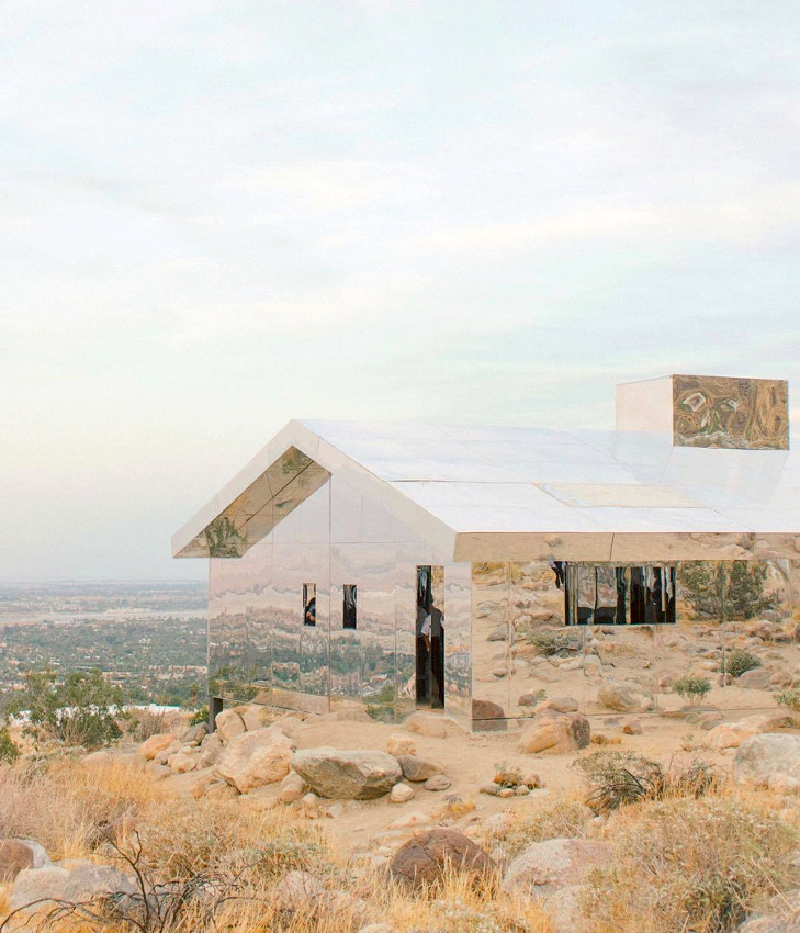 M�lant illusion d'optique et camouflage haut de gamme, cette cr�ation de Doug Aitken intrigue