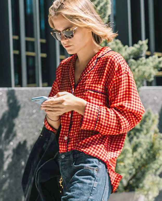 Wanted : une chemise de pyjama un brin ample � porter � l'ext�rieur !