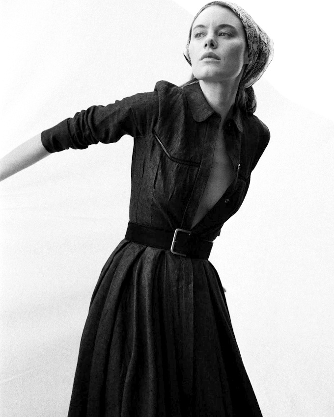 Porter sensuellement ses robes les plus sages...