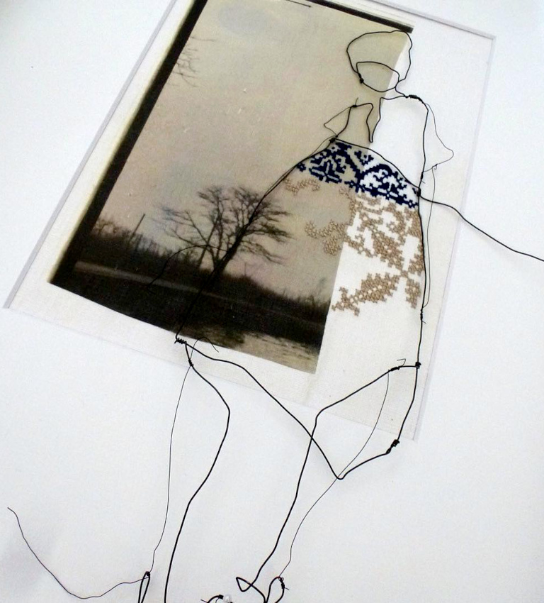 M�lant d�licatesse, m�lancolie et humilit�, le travail de Julia Jowett fait mouche