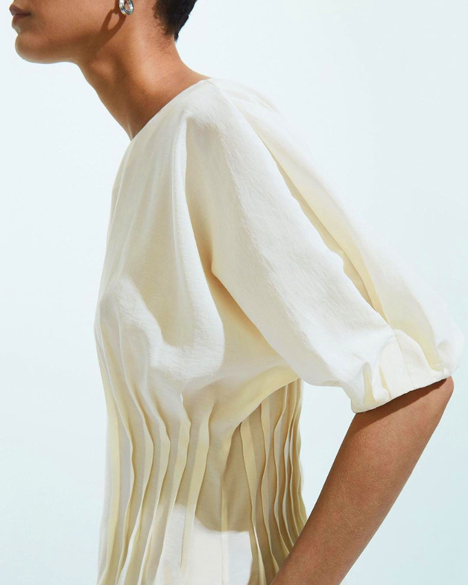 M�lant f�minit� et �pure conceptuelle, cette robe a tout bon !