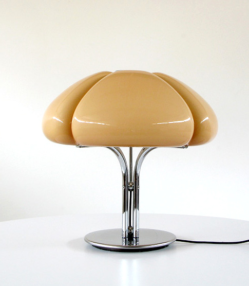 Pour ou contre la lampe de table Quadrifoglio ?