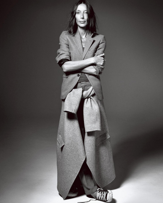 Pour ou contre le nouage de manteau autour de la taille ?