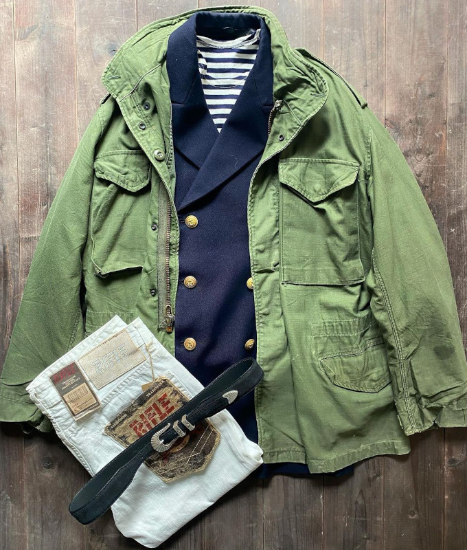 Et si l'on r�chauffait nos blazers bleu marine d'une veste militaire kaki ?