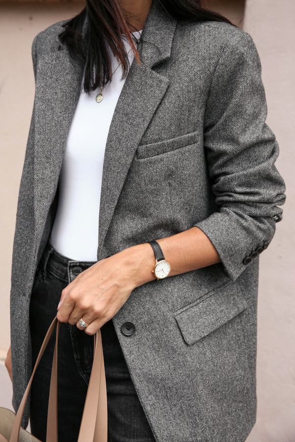 Envie d'un blazer masculin � porter avec un simple tee-shirt blanc !