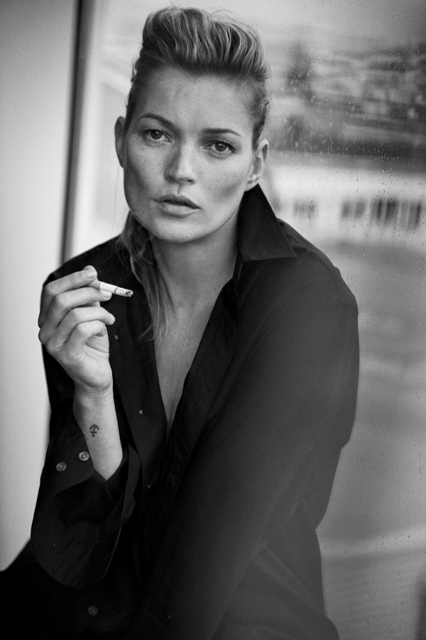 M�lant beaut�, fragilit�, imperfection et m�lancolie, ce portrait �meut