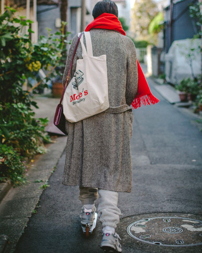 Rien de tel qu'une touche de rouge pour relever un cama�eu de gris !