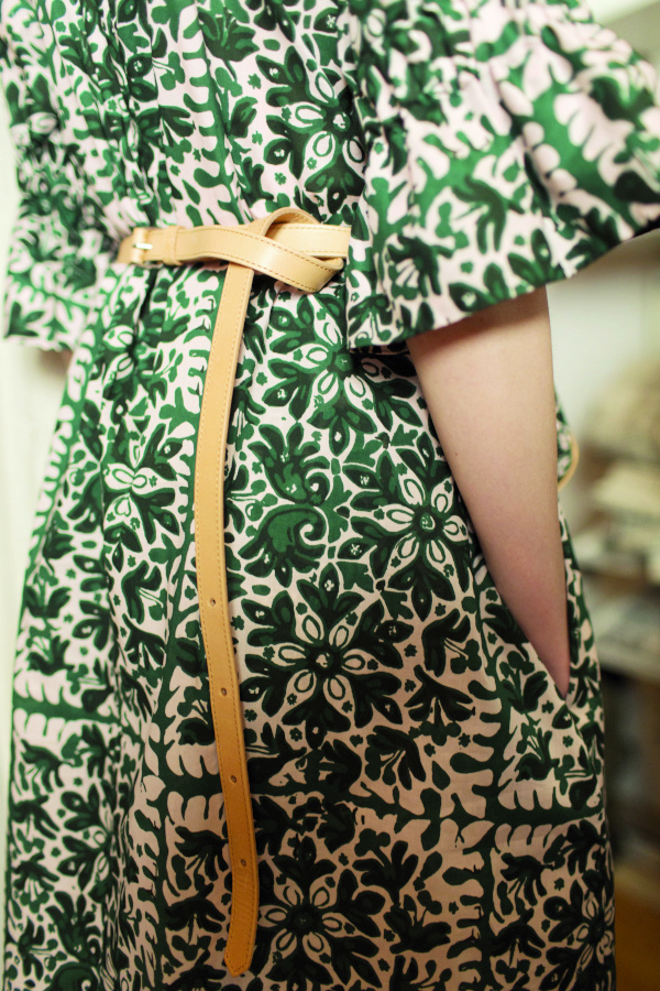 Et si l'on se mettait � porter nos ceintures � l'envers ?