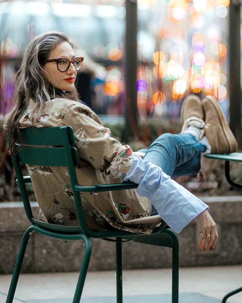 Pour ou contre le mix veste roulott�e au-dessus du coude/manche de chemise d�passant tr�s g�n�reusement  ?