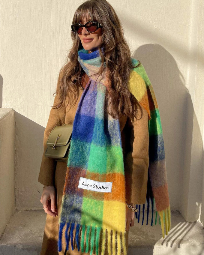 Wanted : une maxi �charpe � carreaux color�s !