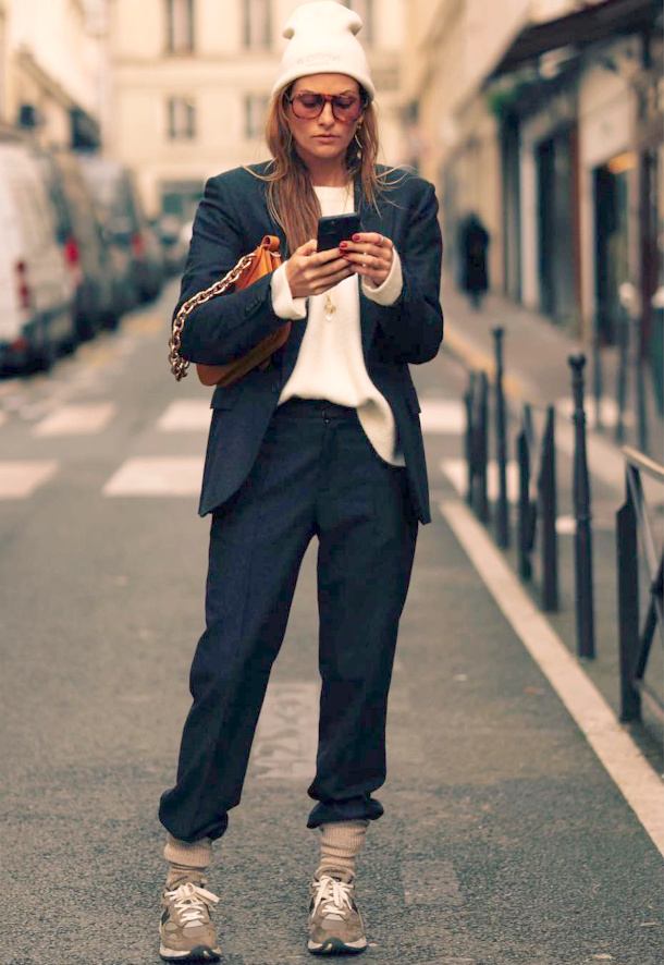 Chaussettes sur pantalon... la tendance monte !