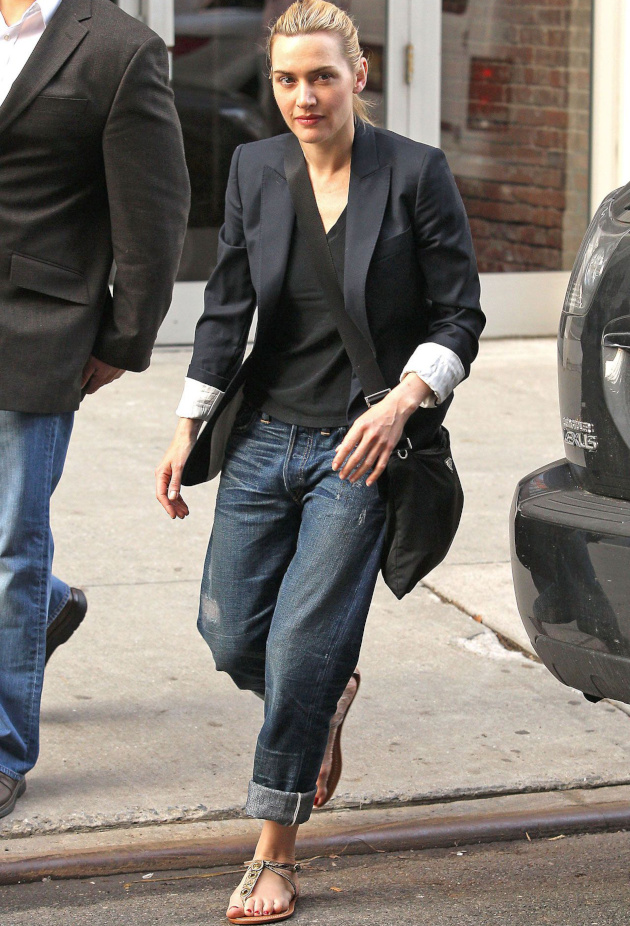 Rien de tel qu'un blazer masculin pour upgrader une tenue ultra casual !