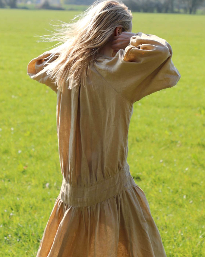 M�lant taille basse et emmanchures raglan, cette robe respire la nonchalance printani�re !