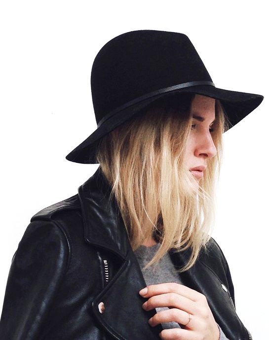 Oui au duo fedora un brin mou/perfecto en cuir noir !