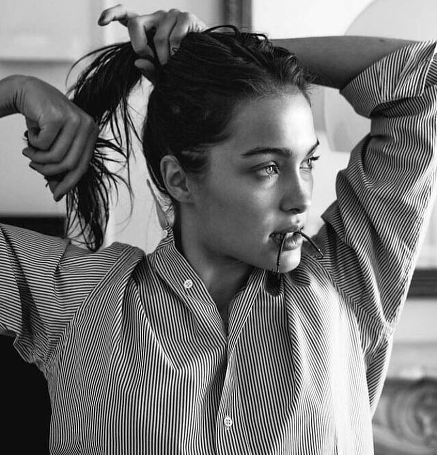 Beaut renversante + chemise masculine  = le bon mix