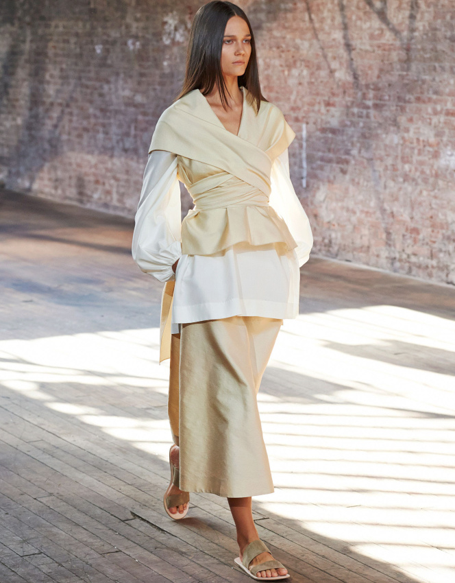 Envie de mix and match blanc/beige trait avec audace et simplicit !