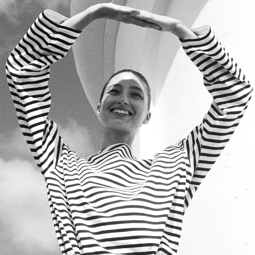 Marini�re + coiffure soign�e + maxi sourire = le bon mix