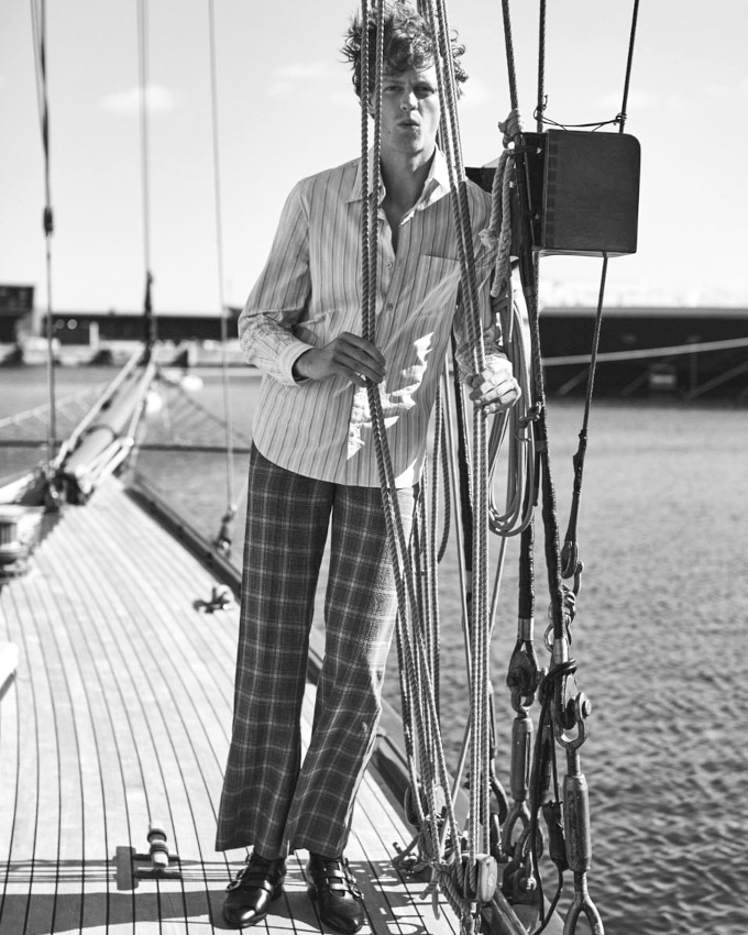 L'allure tient bien moins au v�tement qu'� l'attitude, � la personnalit� et � la mani�re d'habiter son corps...