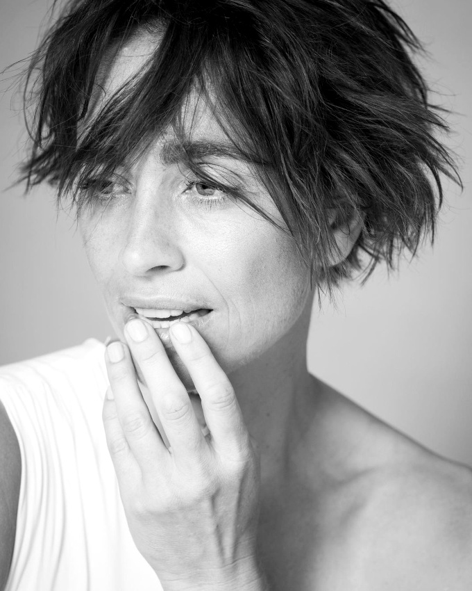 Oui aux sourcils de caractre !