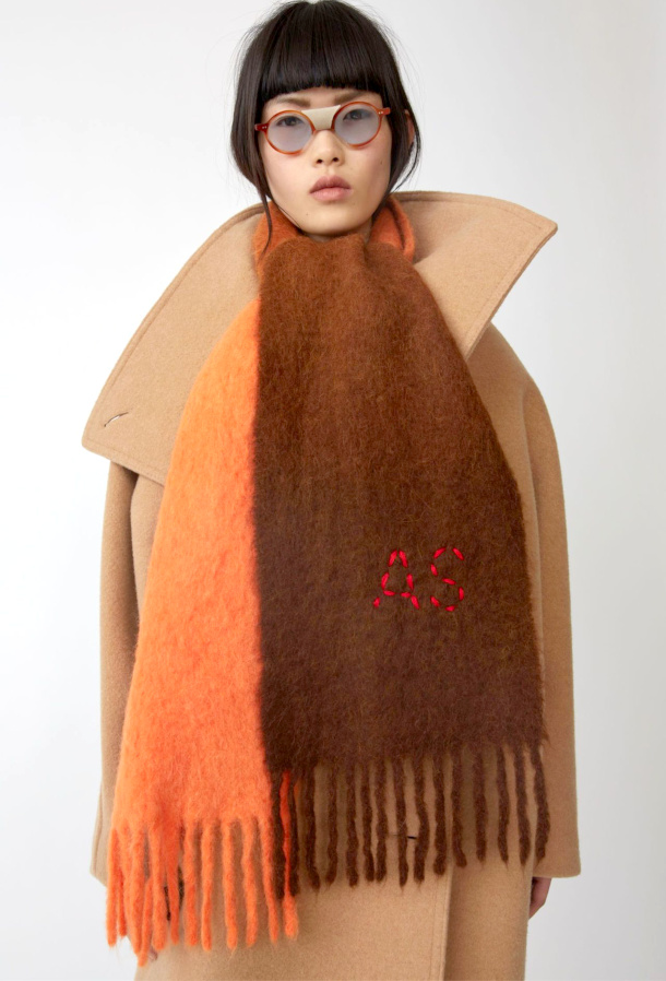 Camel + marron + orange = le bon mix