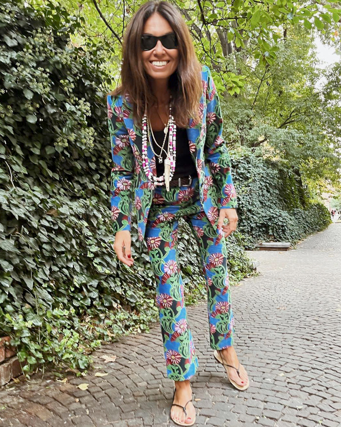 Toujours essayer de trouver le moyen de traiter le costume avec un zeste de fantaisie !