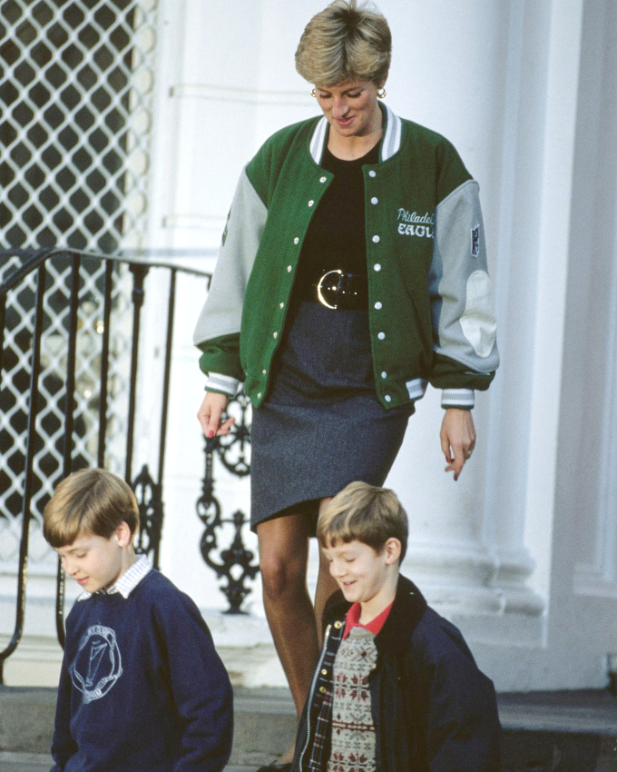 Oui au blouson teddy associ� � un look plus 