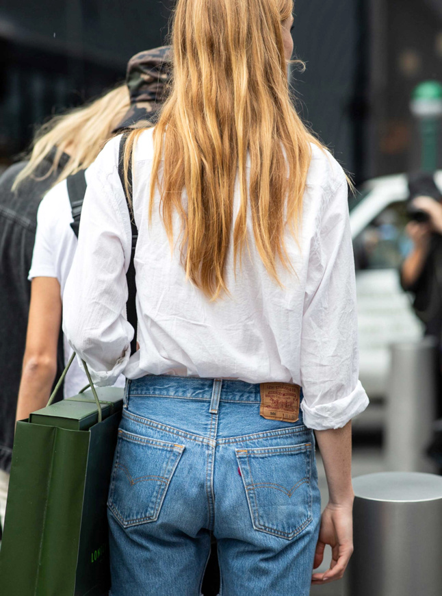 Chemise blanche + jean 501 = le bon mix