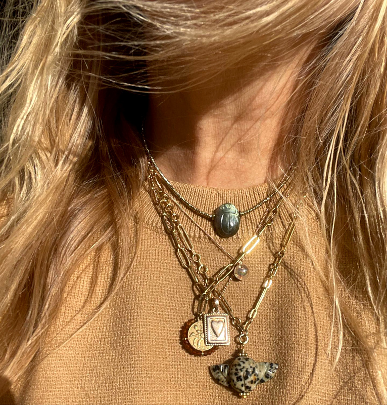 Oui aux accumulations h�t�roclites aussi personnelles que symboliques !