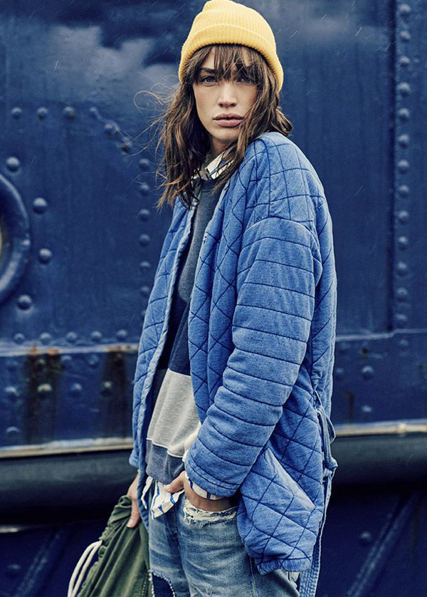 M�lant harmonie de teintes, d�gaine naturel et jeux de mati�res, ce look a tout bon !