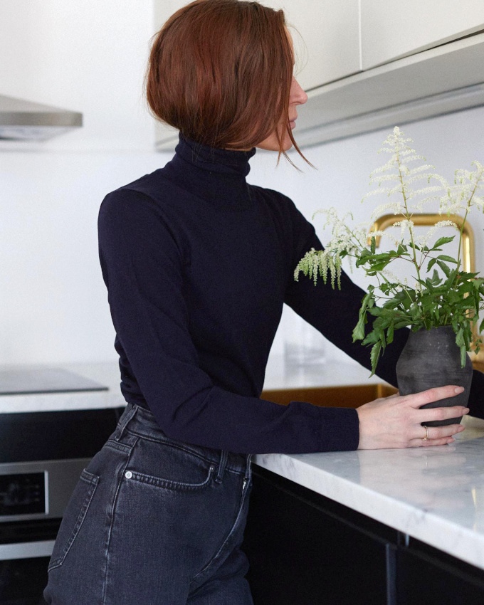 Pour ou contre l'id�e de laisser ses cheveux emprisonn�s dans son col roul� ?