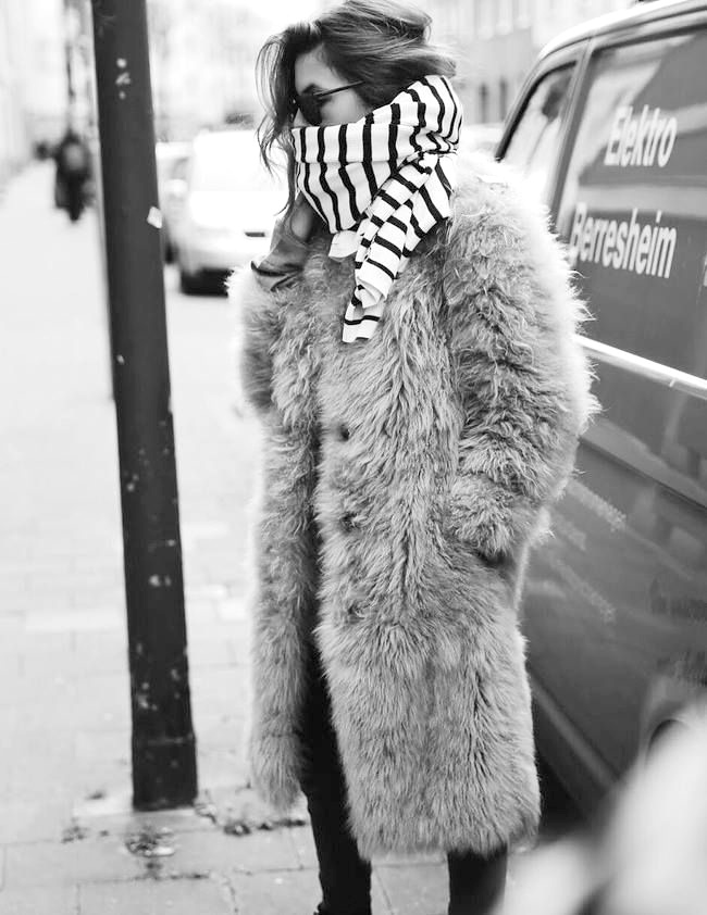 Le pull ray� : la parfaite �charpe d'appoint !