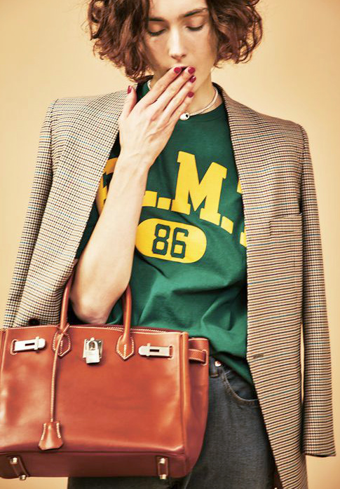 Wanted : un blazer � carreaux sans col !