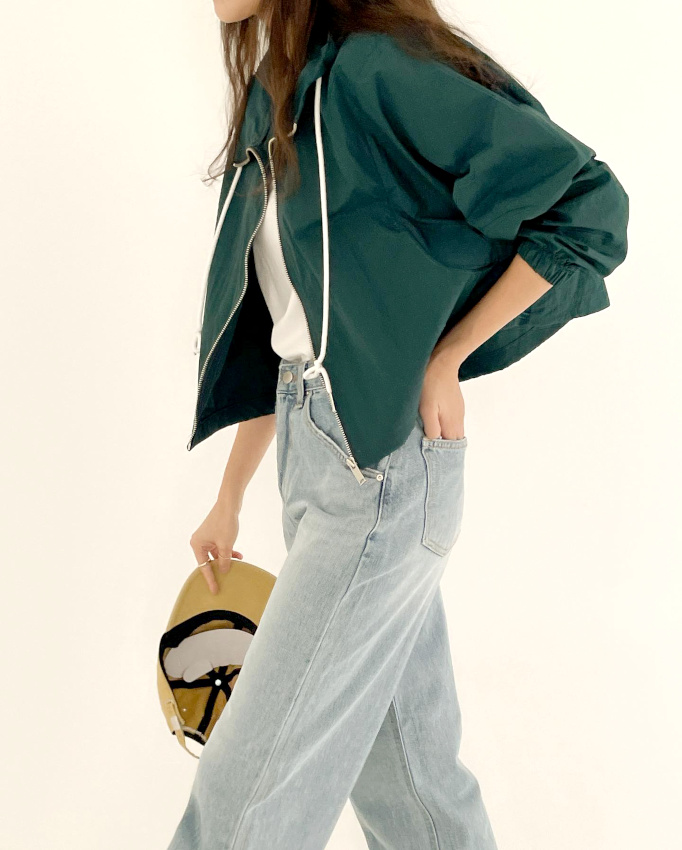 Port� un brin court, le K-Way gagne en style !