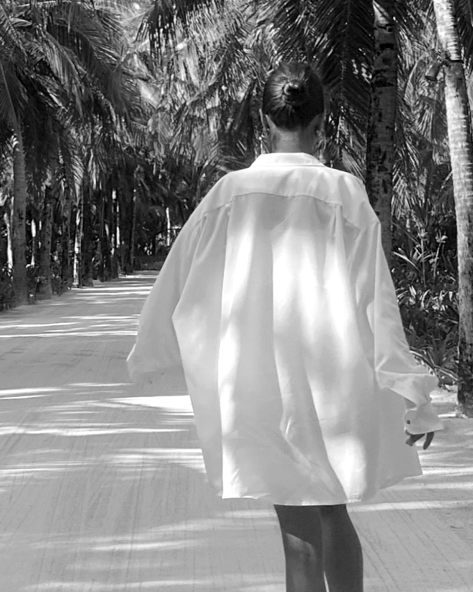 La chemise d'homme trop grande : la pi�ce versatile par excellence !