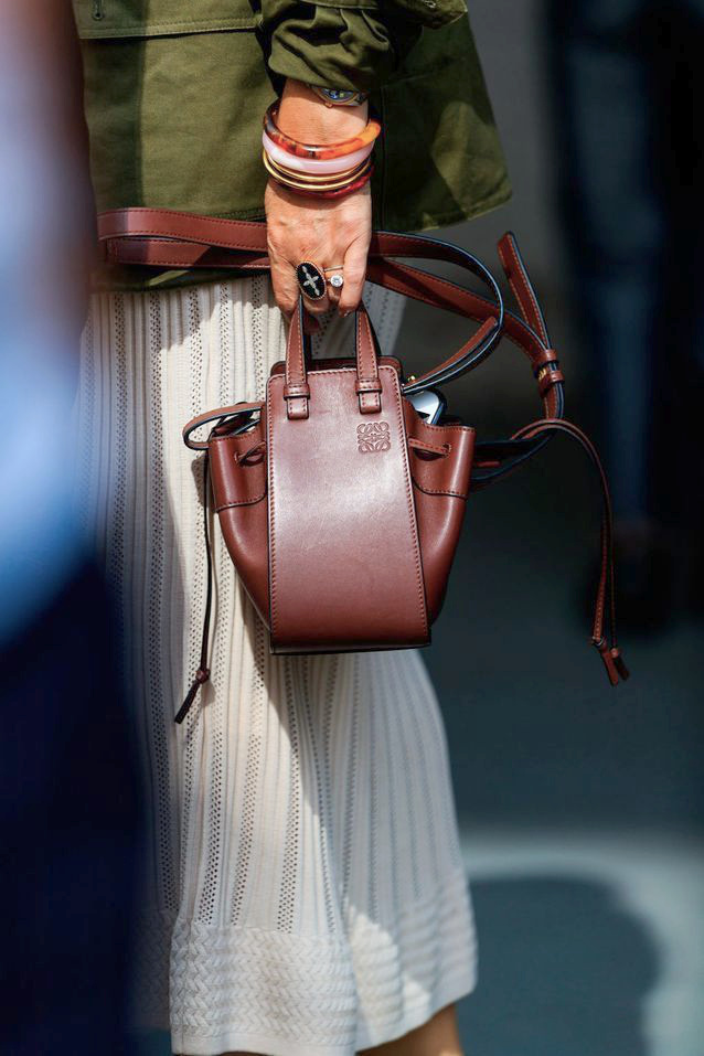 Mlant mini sac en cuir conceptuel et look boho casual, ce look a tout bon !