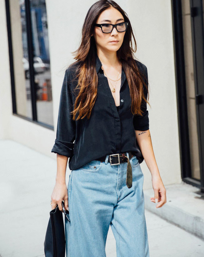 Wanted : un jean trop grand � ceinturer avec un large ceinturon !