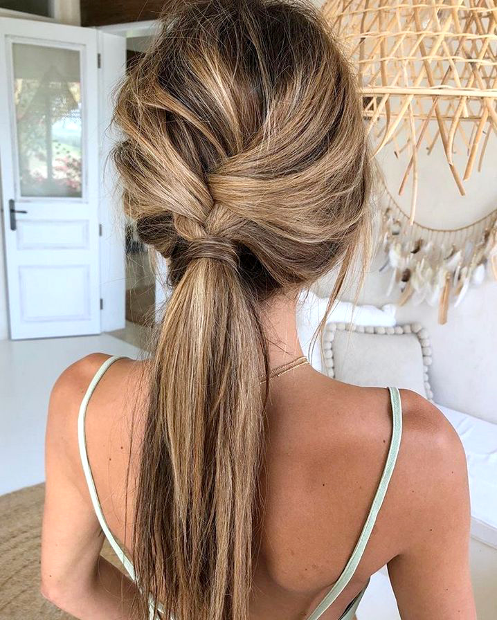 Tresse + queue de cheval = le bon mix