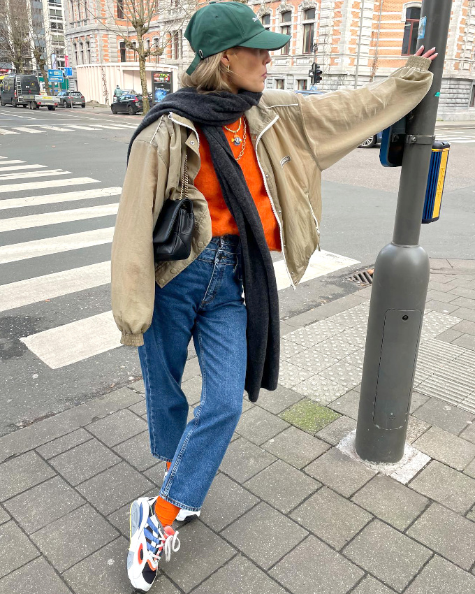 Oui aux tenues fleurant bon l'improvisation !